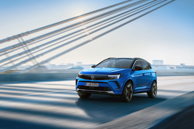 Nový Opel Grandland: Výrazný design, digitální kokpit a hi-tech prvky