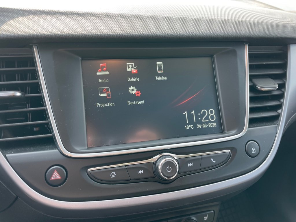 Opel Crossland X