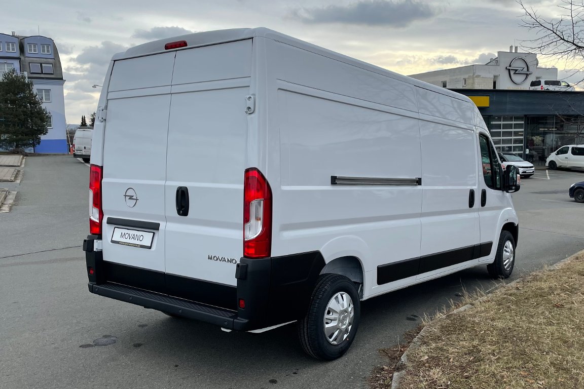 Opel Movano